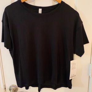 NWT Lululemon train to be SS shirt size XL